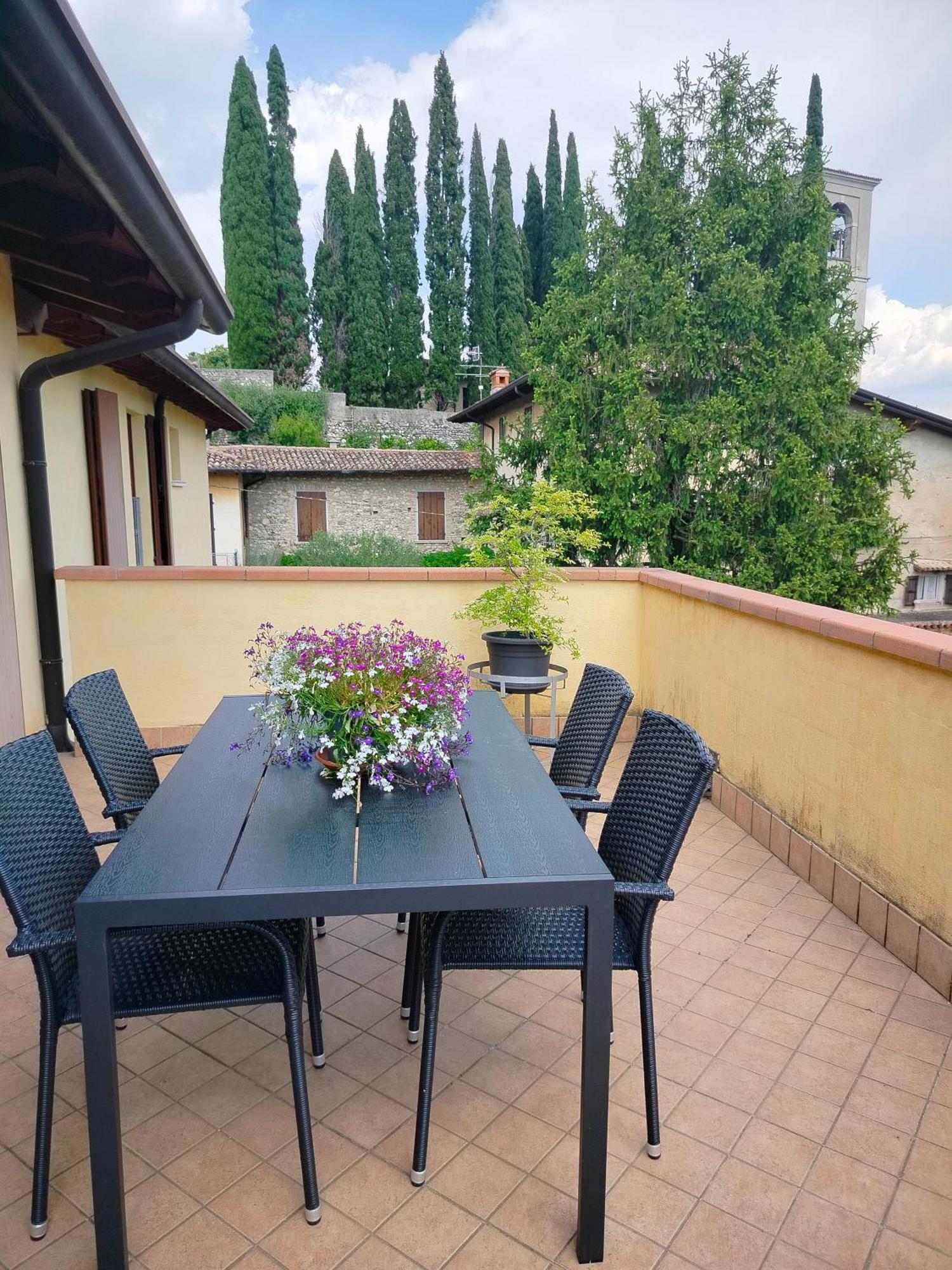 Borgo Antico Apartamento San Felice del Benaco Exterior foto